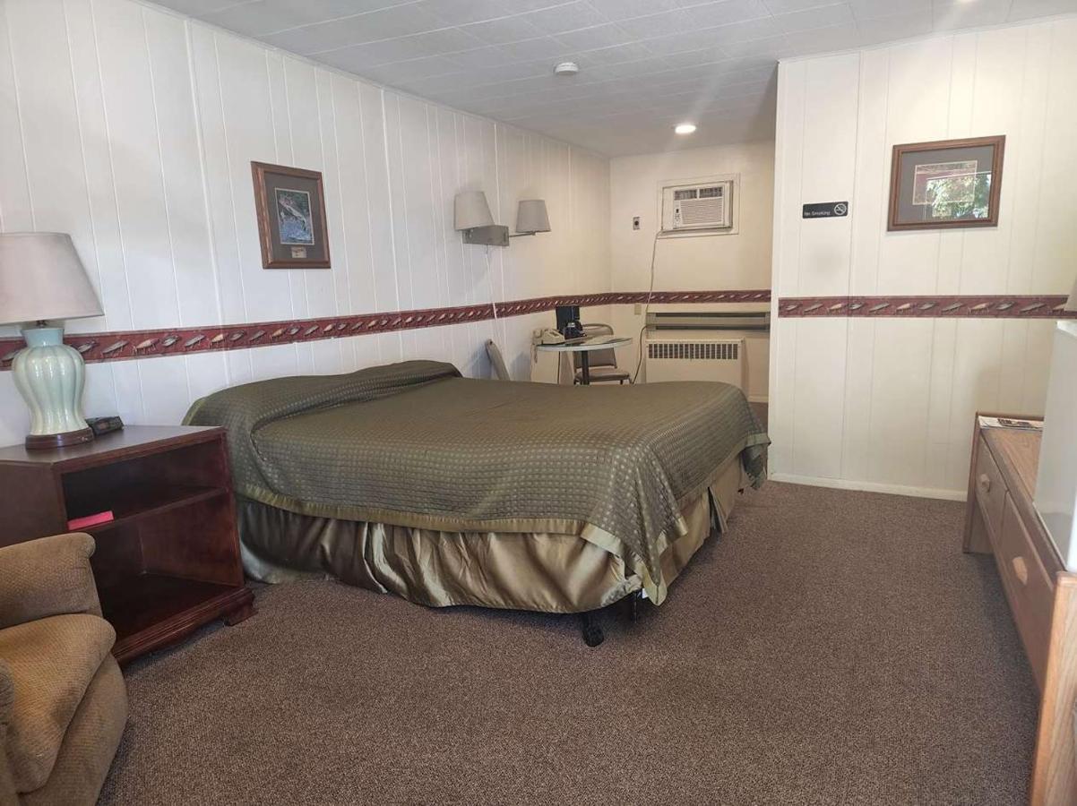 White Valley Motel Saint Charles エクステリア 写真