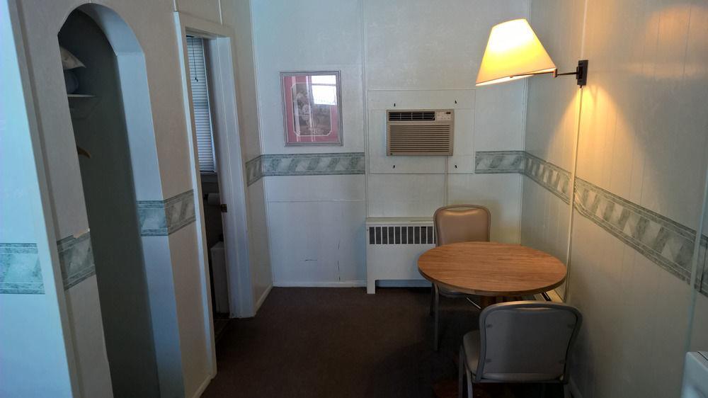 White Valley Motel Saint Charles エクステリア 写真